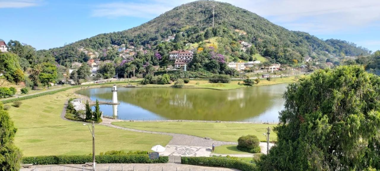 Palacio Quitandinha Espetacular Apartamento Com Vista Para O Lago Petrópolis Eksteriør bilde