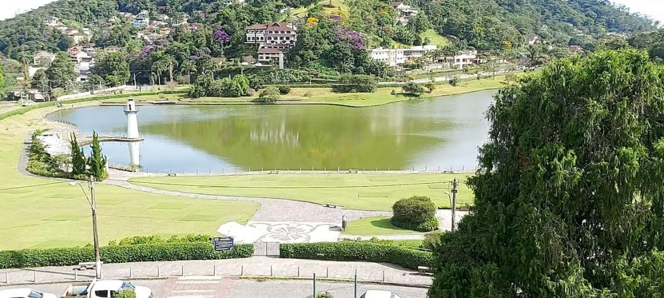 Palacio Quitandinha Espetacular Apartamento Com Vista Para O Lago Petrópolis Eksteriør bilde