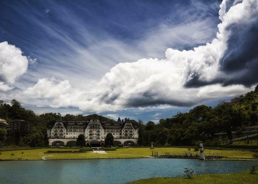 Palacio Quitandinha Espetacular Apartamento Com Vista Para O Lago Petrópolis Eksteriør bilde